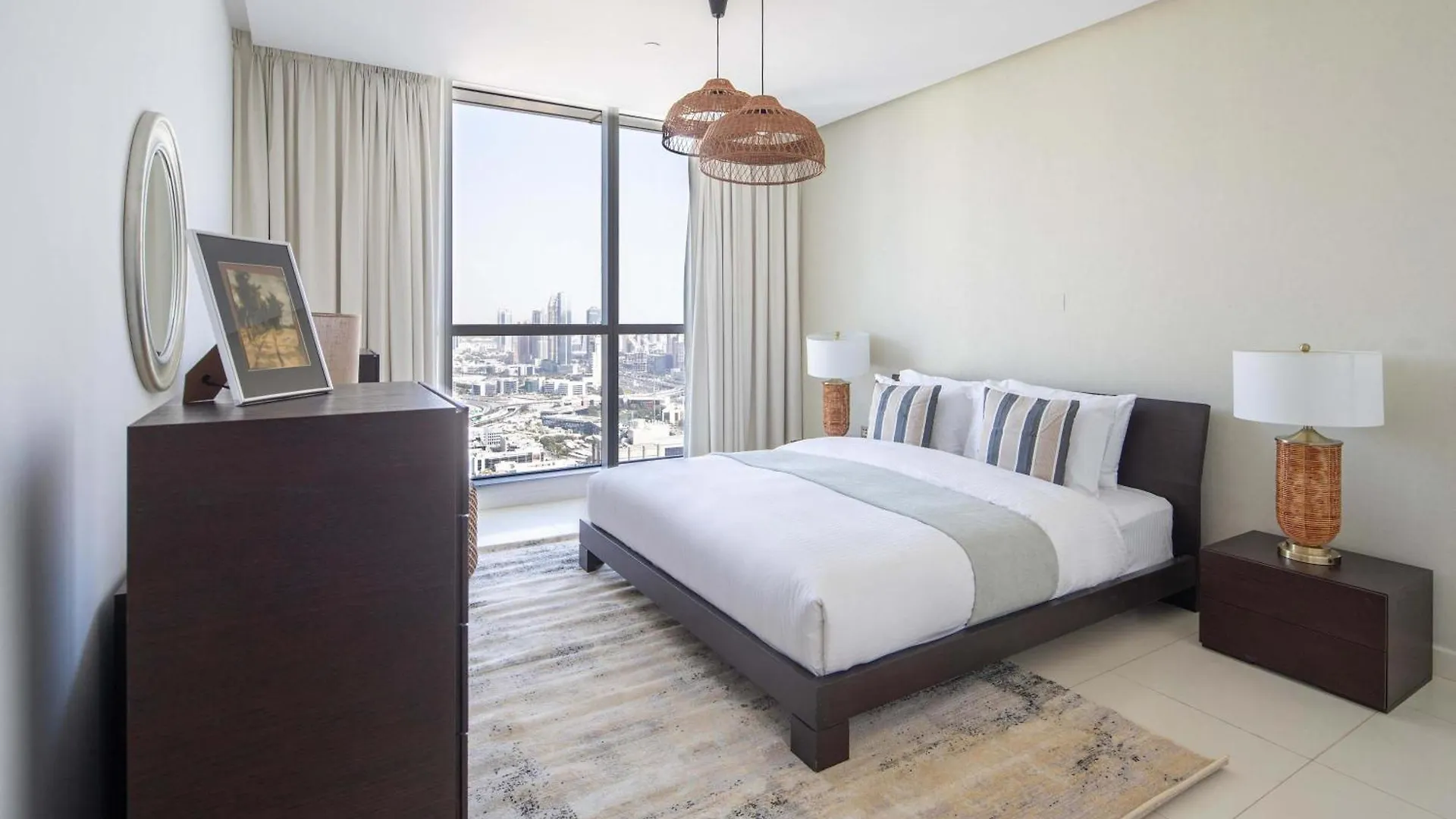 Frank Porter - 23 Marina Dubai Apartment