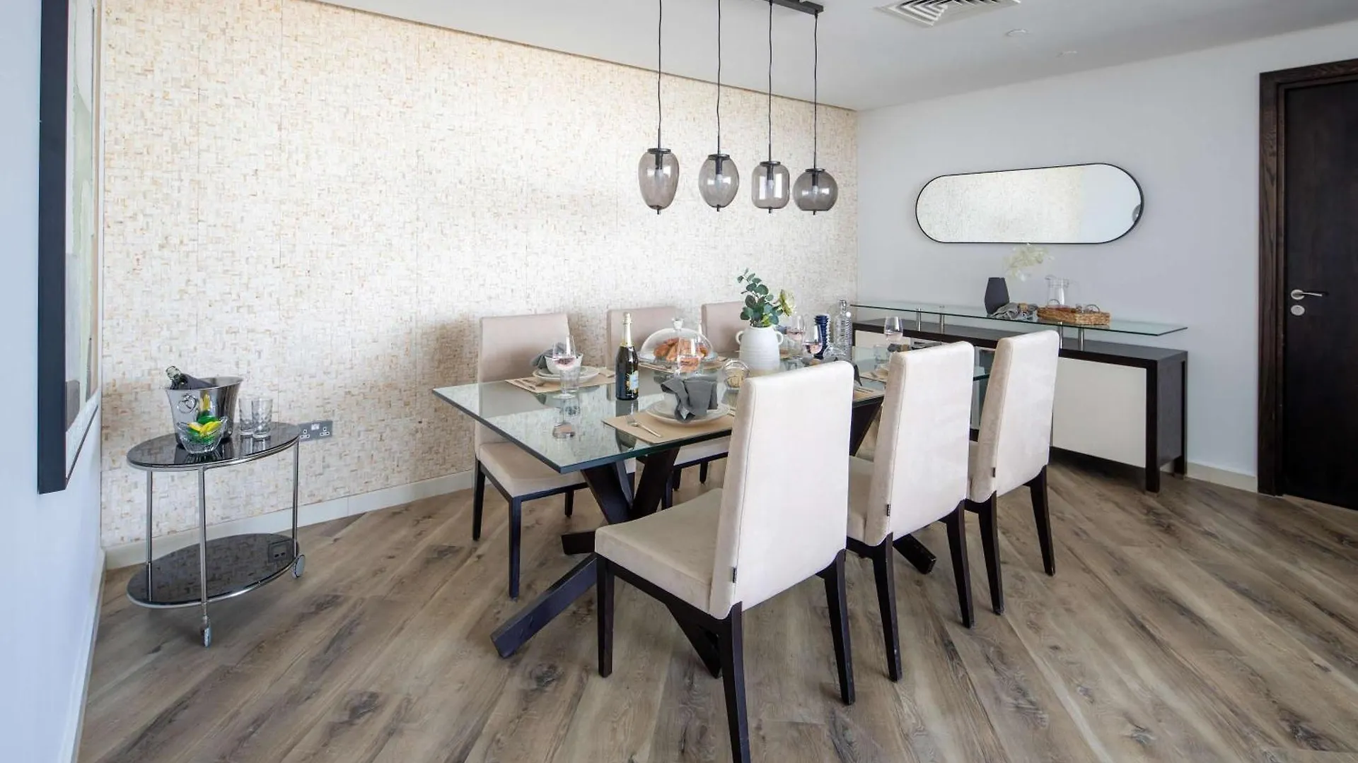 Apartment Frank Porter - 23 Marina Dubai United Arab Emirates